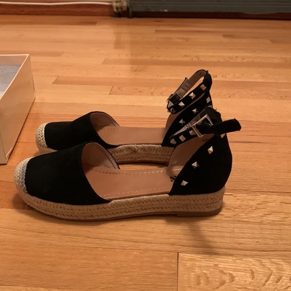NEVER WORN  Espadrille Flats - Picture 2 of 4
